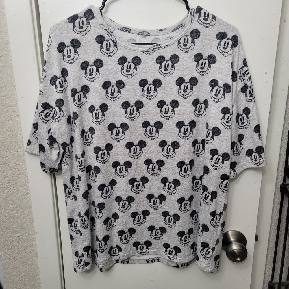 Disney Women 100th Anniversary Soft Mickey Mouse Short Sleeve PJ Top Shirt M NWT